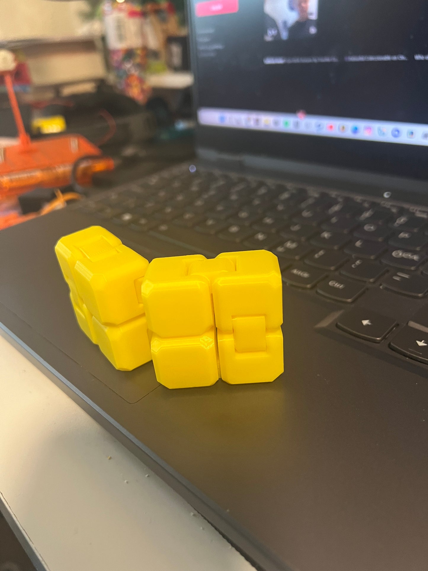 Fidget cube